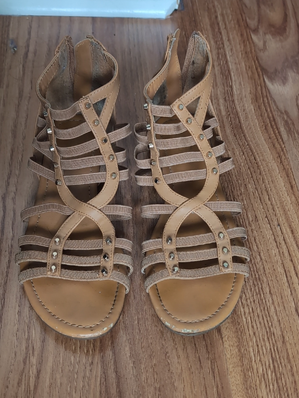 Women’s Tan Strappy Gladiator Sandals